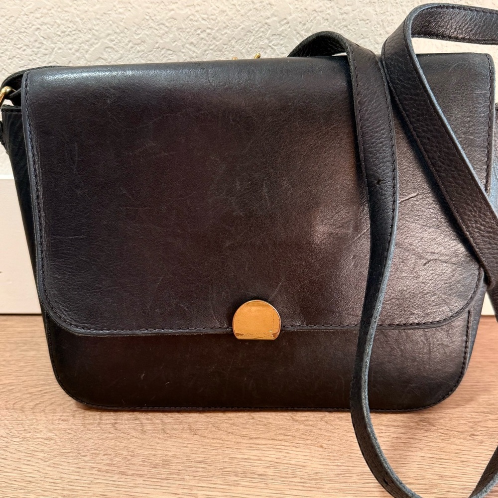 Madewell The Abroad Leather Shoulder Bag Flap Crossbody in Black Leather